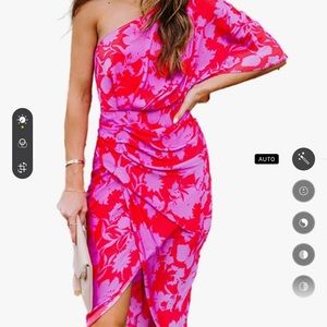 New women’s off the shoulder dress